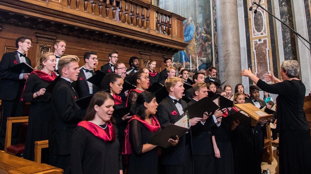 pomona college glee club st. peter's basilica 